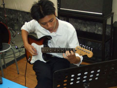 �܂��̓X�g���b�`�A���Y���ɍ��킹�ăX�P�[�����K�B�`���[�j���O���Y�ꂸ�ɁB